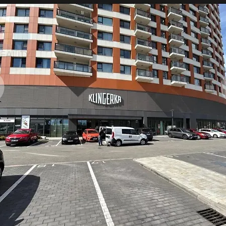 Beautiful In With Parking Apartment